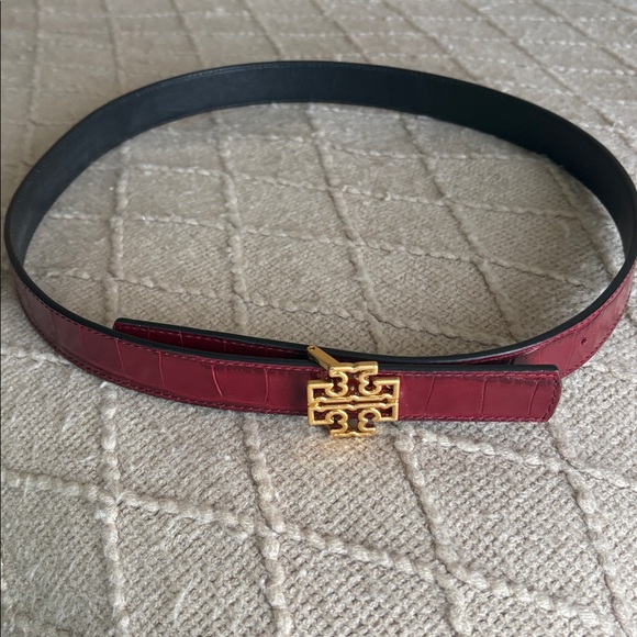 Reversible Tory Burch Red and Black Belt - Picture 4 of 4